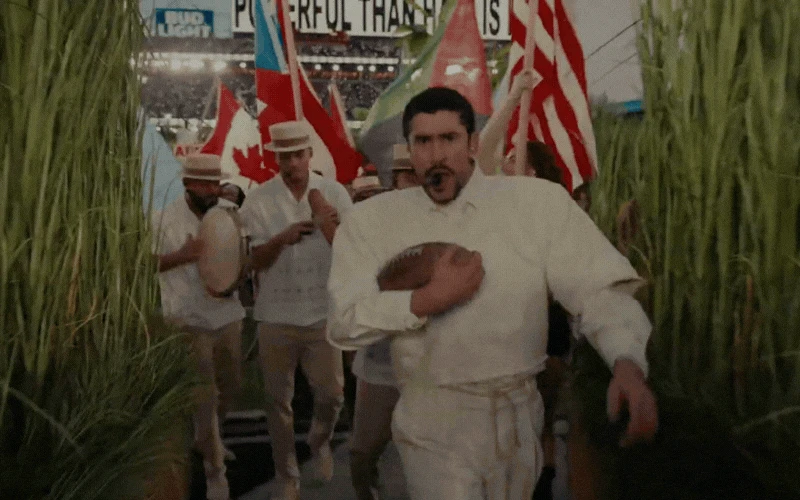 Sân khấu Super Bowl bị Tổng thống Trump chê tệ nhất lịch sử: Cả núi tiền dàn dựng, khiến cả triệu người tự hào - Hình 1