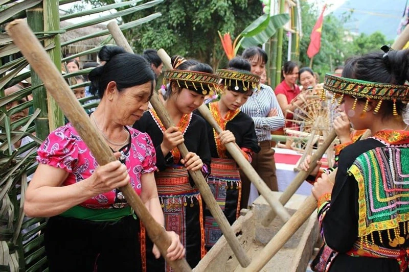 Mường Cúc điểm hẹn đầu năm giữa hồn lúa và tầng mây trắng - Hình 2