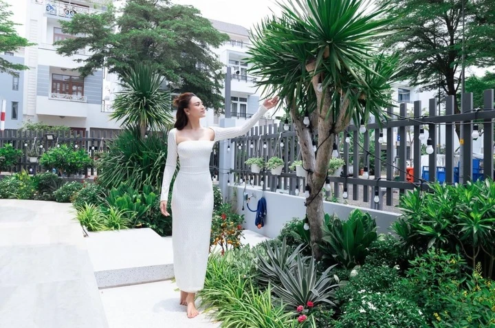 Ngọc nữ màn ảnh tuổi Ngọ nổi đình đám, U40 giàu có nhưng vẫn độc thân - Hình 2