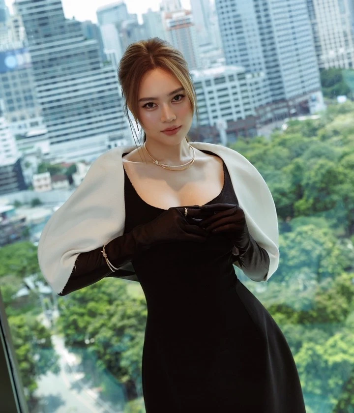 Ngọc nữ màn ảnh tuổi Ngọ nổi đình đám, U40 giàu có nhưng vẫn độc thân - Hình 4