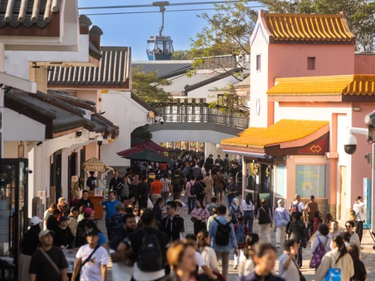 Đảo Lantau: Khám phá thiền viện 120 năm tuổi và đại tượng Phật khổng lồ tại Hong Kong - Hình 10