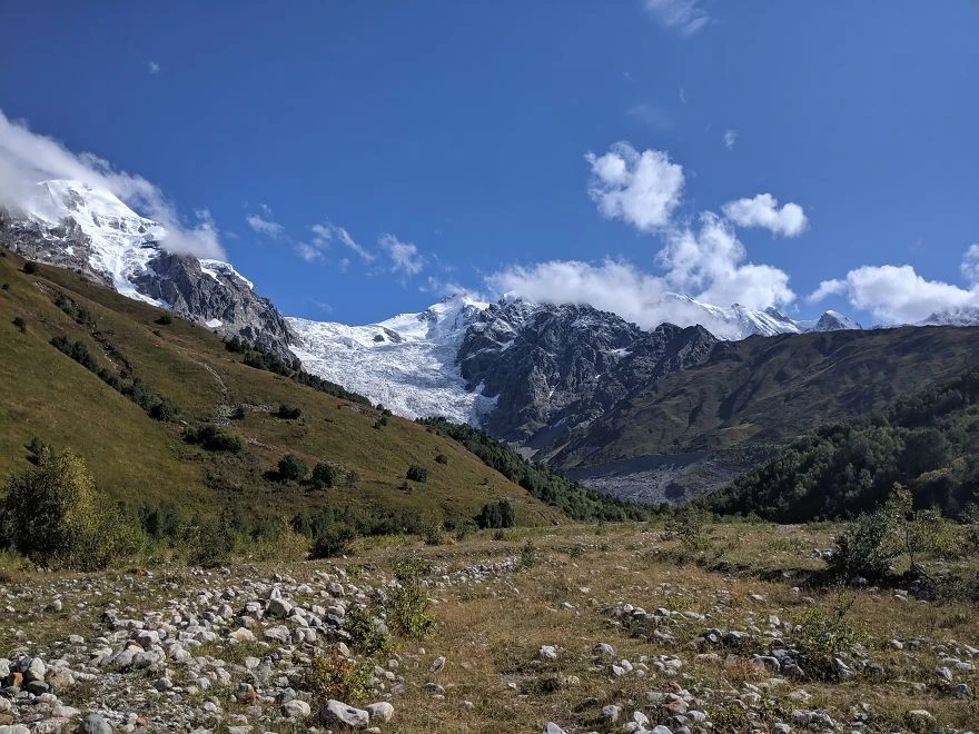 Khám phá những khu định cư có người ở cao nhất Châu Âu - Hình 7