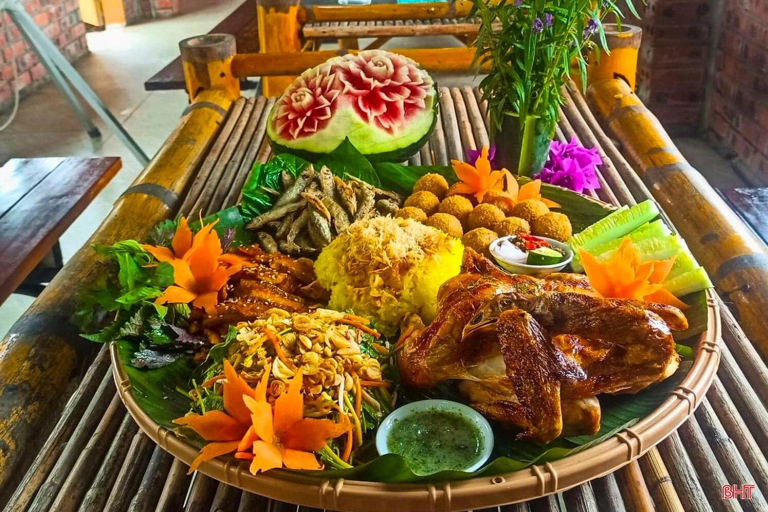 Những điểm du xuân không thể bỏ lỡ ở Hà Tĩnh - Hình 30