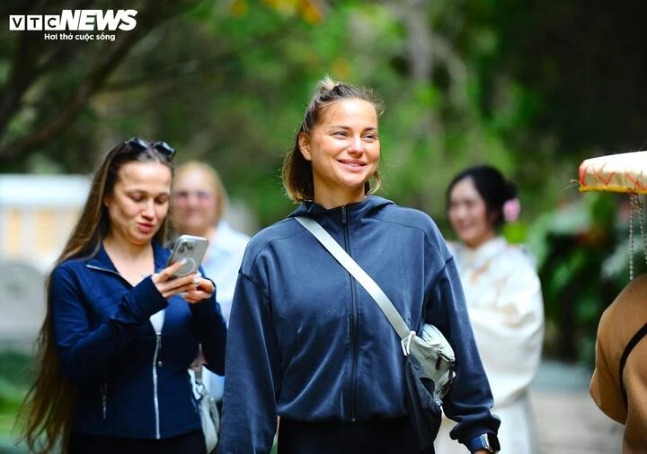 Vẻ đẹp tựa tranh vẽ của Thiền viện Trúc Lâm bên hồ Tuyền Lâm thơ mộng - Hình 20