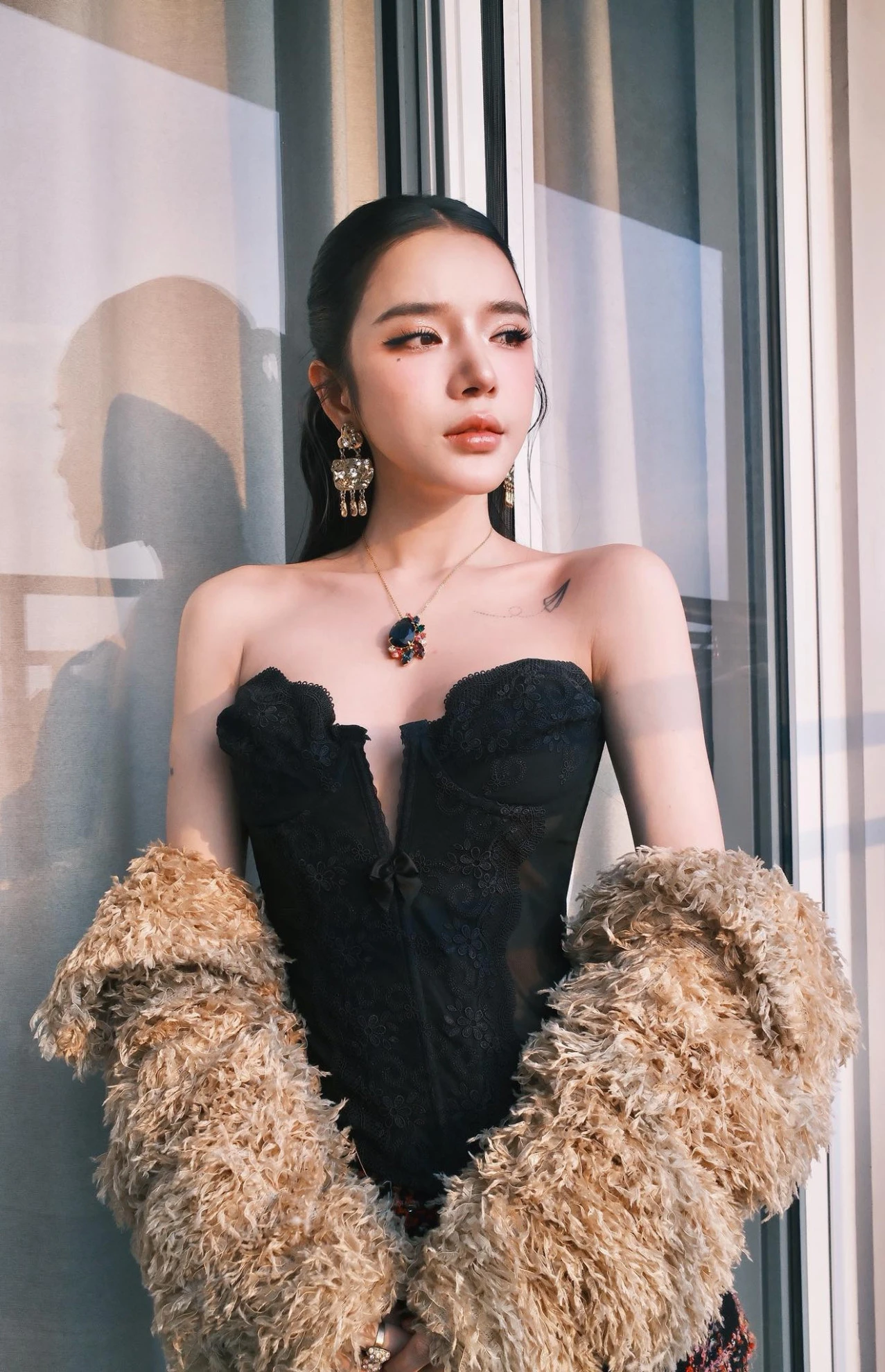 Ca sĩ LyLy: Tuổi 30 là búp bê gợi cảm, không tha thứ nếu bị phản bội! - Hình 9