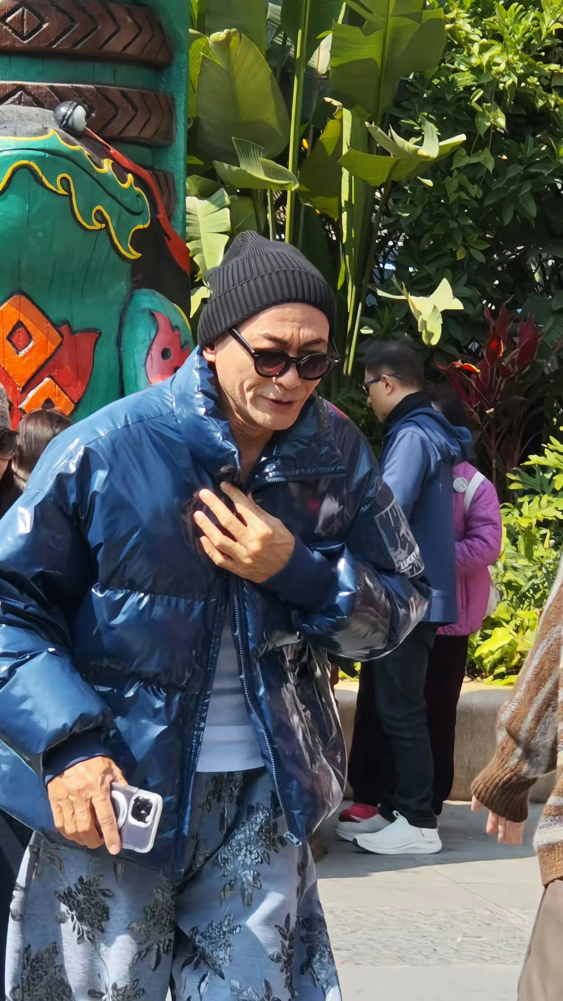 Đường Tăng Giang Hoa vất vả mưu sinh, ngoại hình tuột dốc gây hoang mang - Hình 3