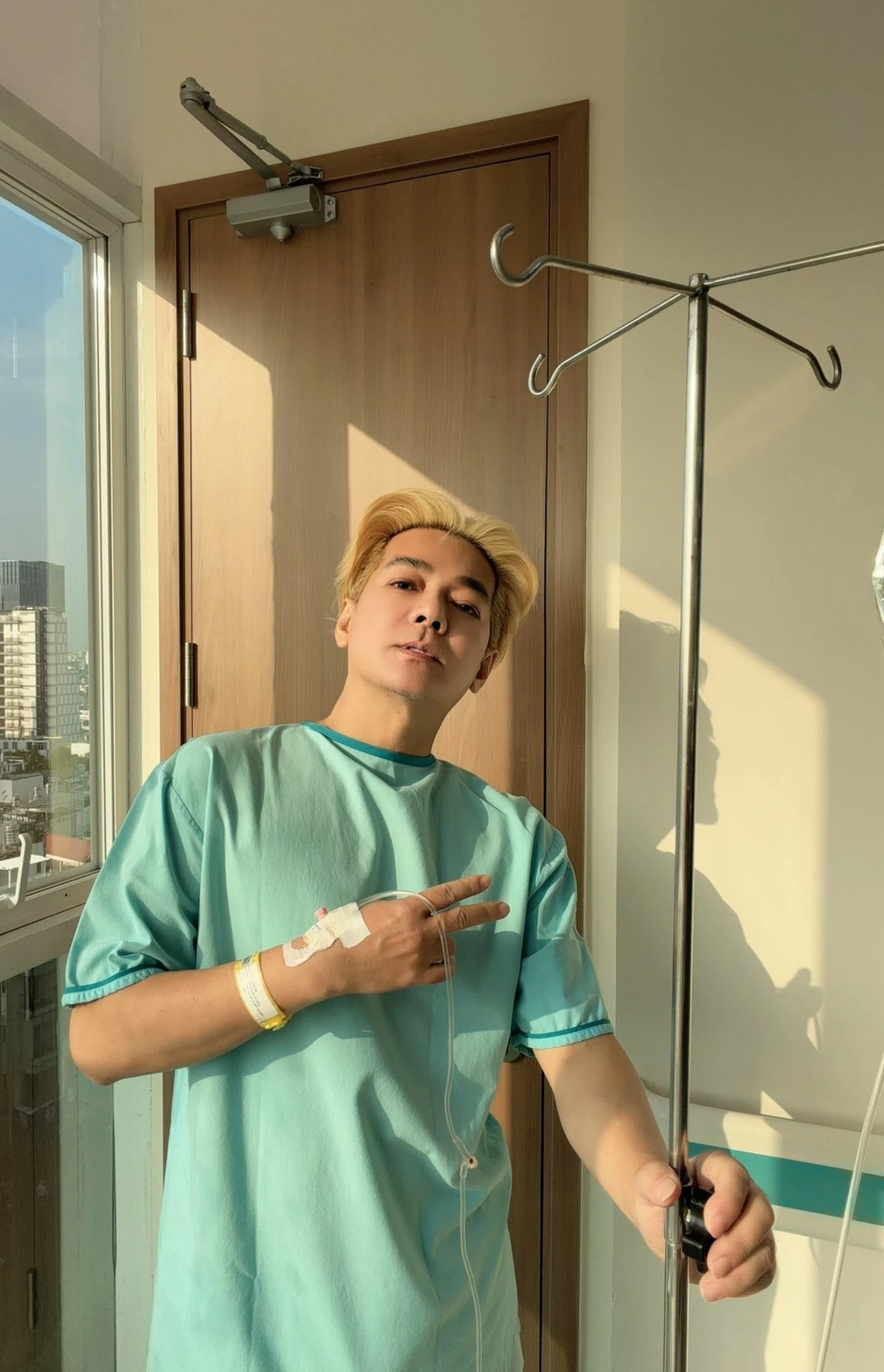 Ca sĩ Vũ Hà nhập viện cấp cứu - Hình 2