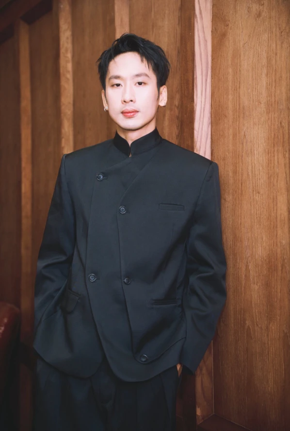 Tuấn Trần chính thức lập kỷ lục khủng với hơn 1500 tỷ - Hình 1