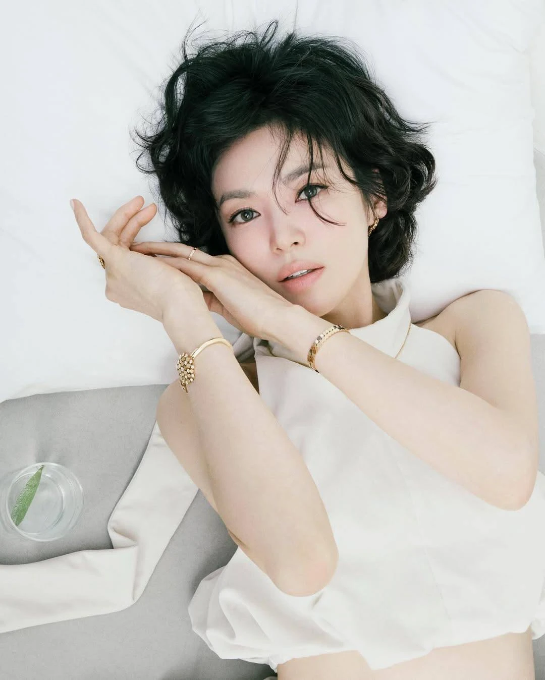 Nhan sắc Song Hye Kyo thời yêu Hyun Bin gây sốt trở lại, 16 năm trời trôi đi mà như hôm qua với hôm nay - Hình 7