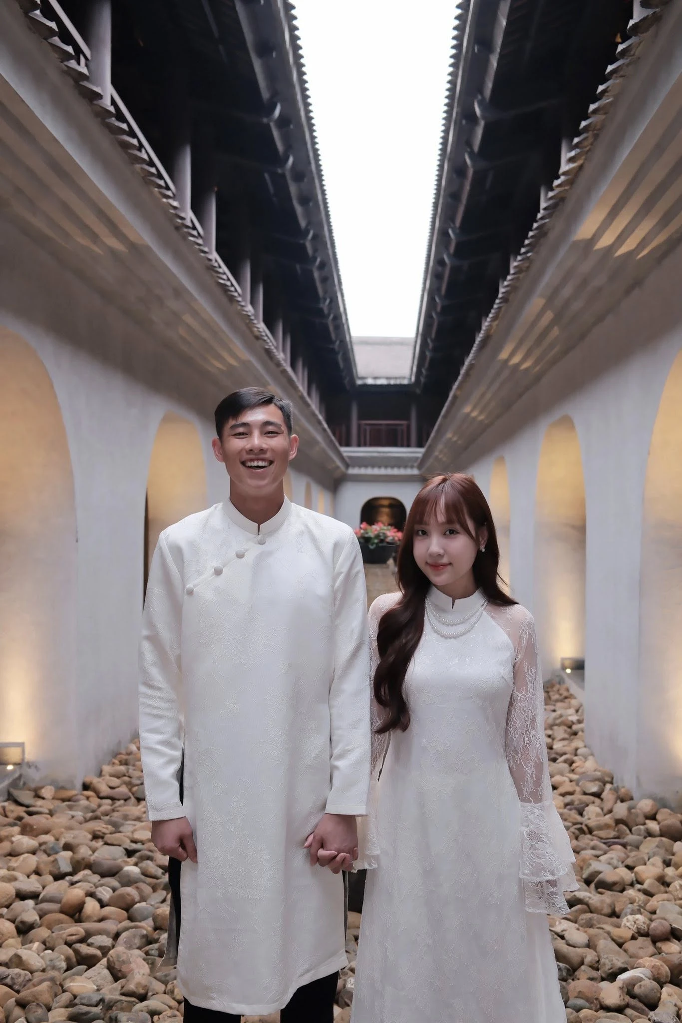 Cuộc sống hôn nhân thế nào mà thủ môn U23 Việt Nam phải thốt lên: Biết vậy lấy vợ từ năm 19 tuổi - Hình 5