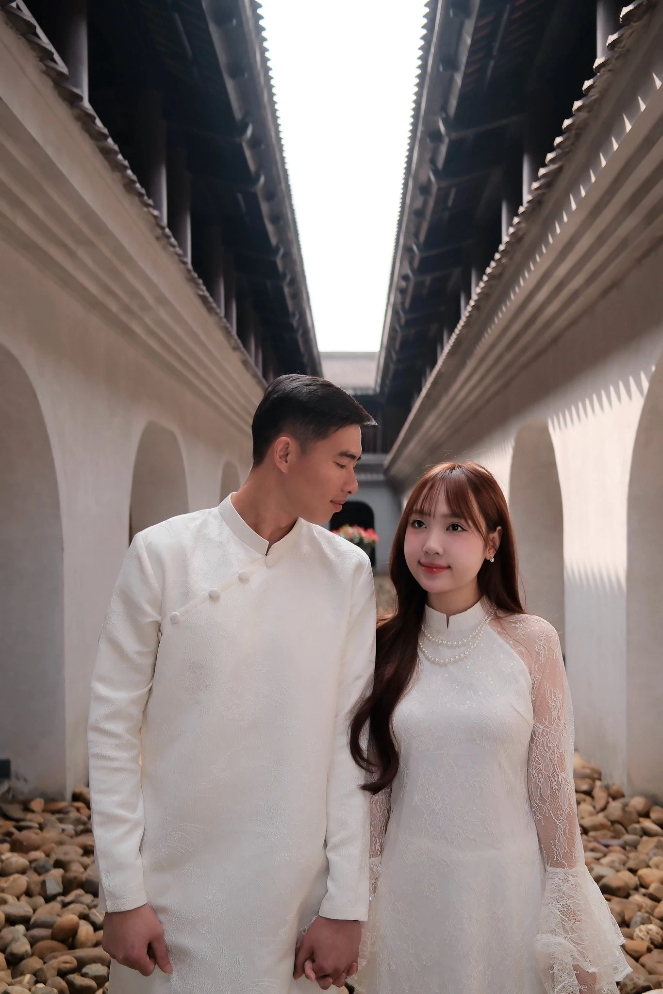 Cuộc sống hôn nhân thế nào mà thủ môn U23 Việt Nam phải thốt lên: Biết vậy lấy vợ từ năm 19 tuổi - Hình 2