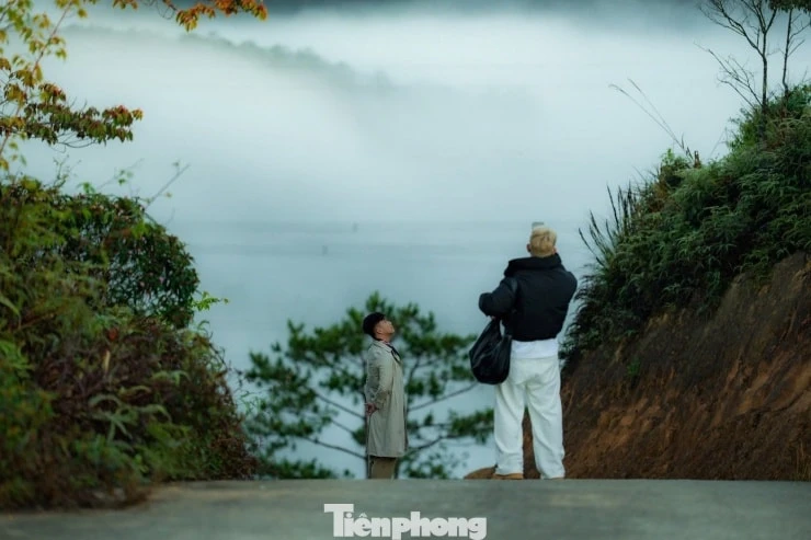 Măng Đen: Hành trình săn biển mây kỳ ảo giữa đại ngàn và trải nghiệm mùa hoa anh đào - Hình 4