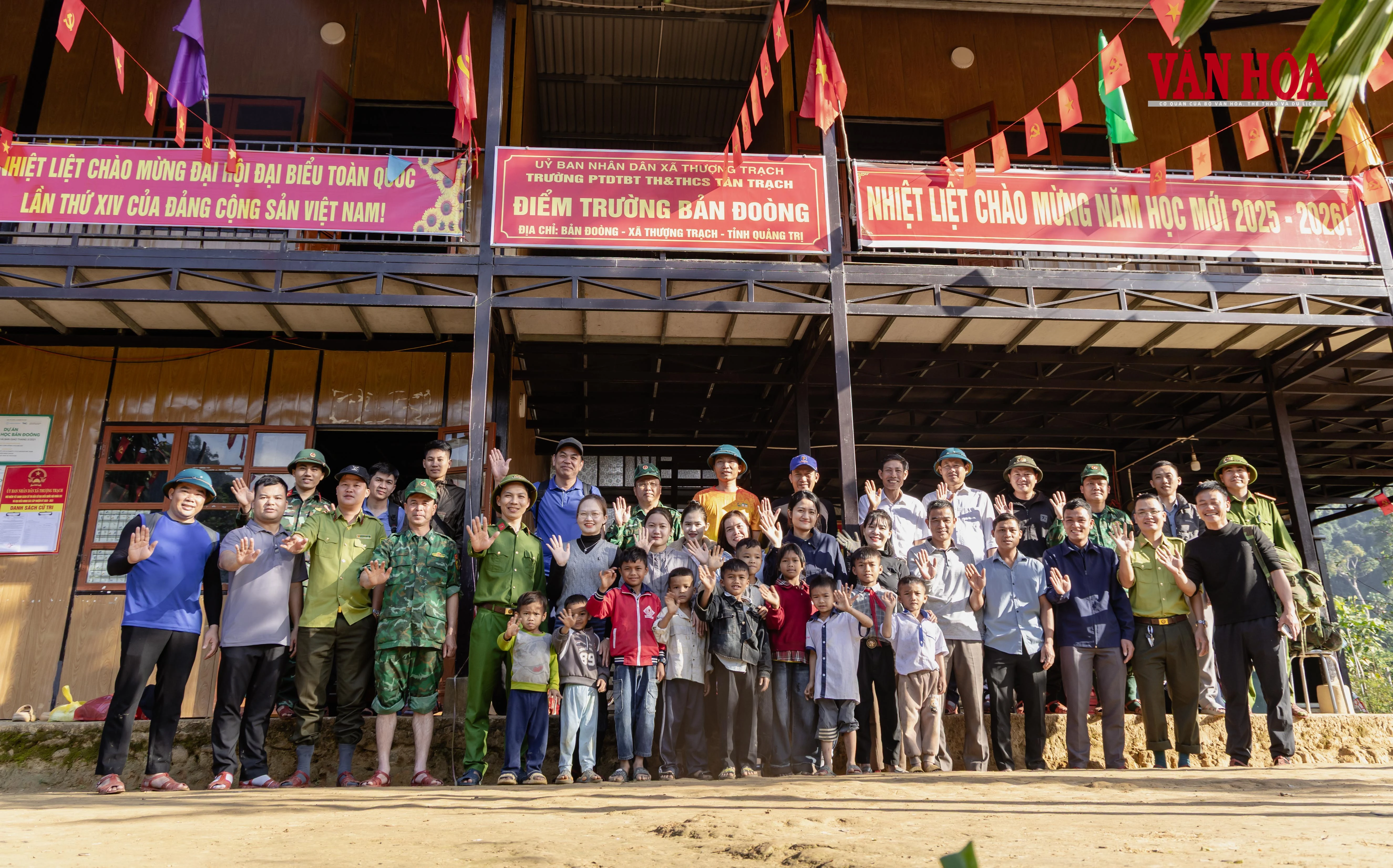 Mùa xuân mới ở bản Đoòng - Hình 9