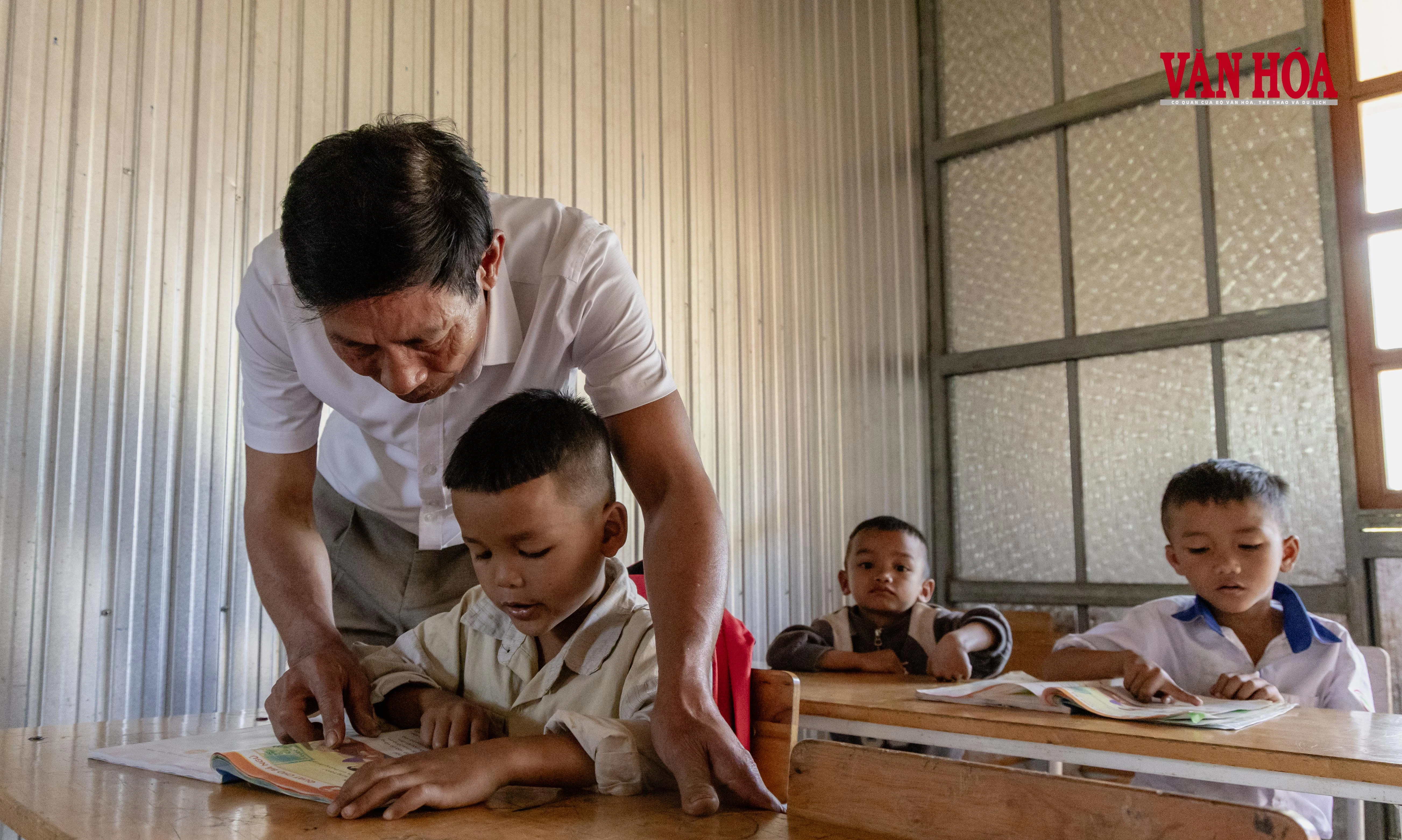 Mùa xuân mới ở bản Đoòng - Hình 7