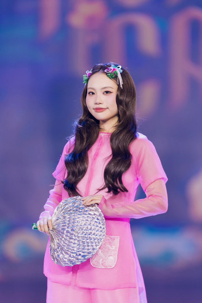 Phương Mỹ Chi bày tỏ tình cảm đến người gắn bó hơn 10 năm qua - Hình 1