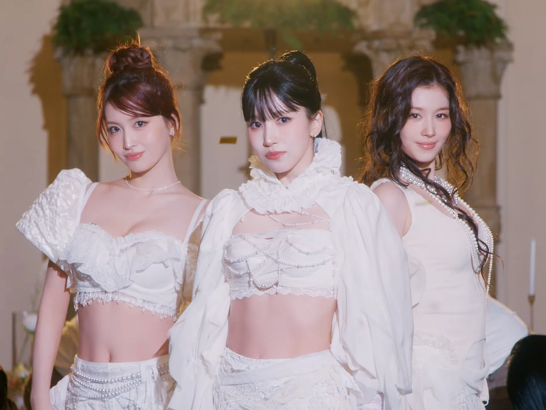 Showbiz có 3 mỹ nhân visual như tiên hạ phàm: Xuất hiện là hot, cần bảo tồn nhan sắc này ngay - Hình 3