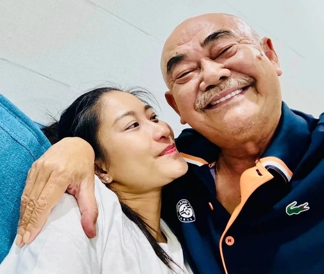 NSND Việt Anh từ ở thuê suốt 20 năm đến đám cưới bất ngờ với vợ kém 3 con giáp - Hình 5