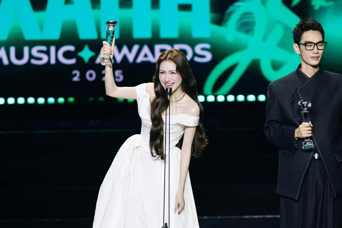 Số tiền 15 tỷ đồng liên quan đến Hòa Minzy sau Tết gây dậy sóng - Hình 3