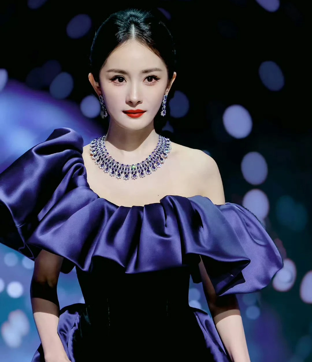 Mỹ nhân đẹp nhất Đêm hội Weibo: Thần thái cao sang như dát vàng lên mặt, đỉnh phát hờn luôn đấy - Hình 9