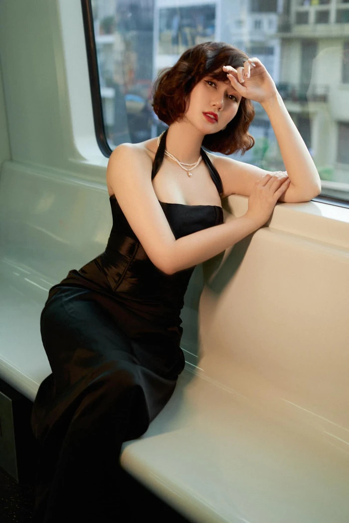 Hương Giang đăng dòng trạng thái ẩn ý nhắc đến sự im lặng - Hình 2