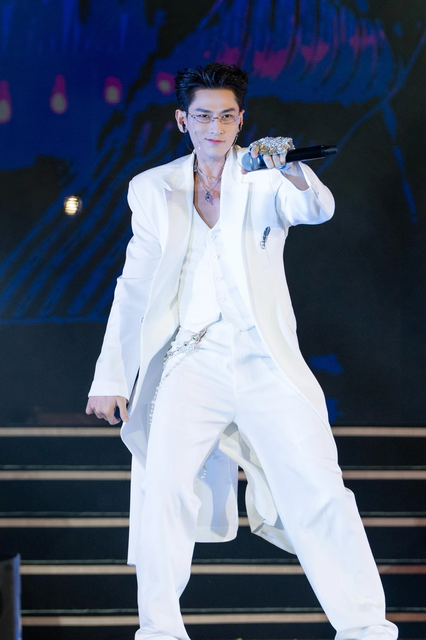 Showbiz Việt có mỹ nam chưa từng biết xấu: Đẹp như xé truyện bước ra, kỷ lục Top 100 nam thần Châu Á chưa ai phá vỡ - Hình 6