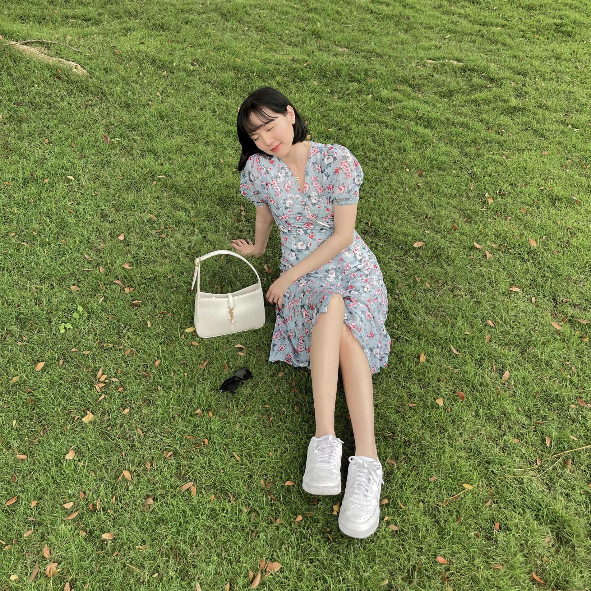 Ồn ào chuyện ăn mặc của Hải Tú - Hình 7