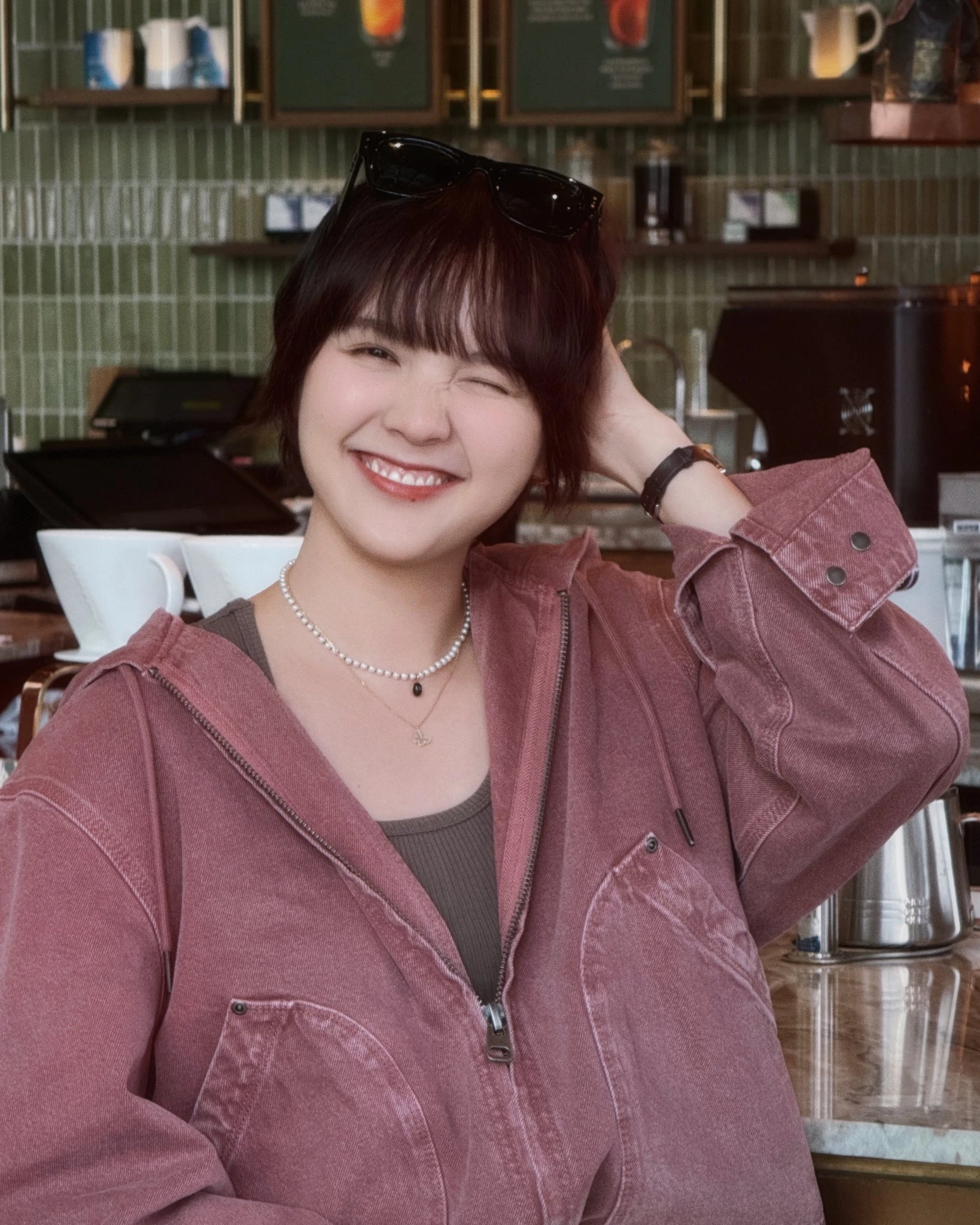 Ồn ào chuyện ăn mặc của Hải Tú - Hình 1