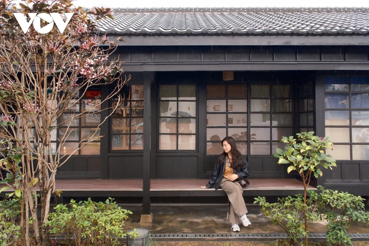 Du xuân Alishan - Lạc giữa biển mây và rừng cổ thụ của Đài Loan - Hình 15