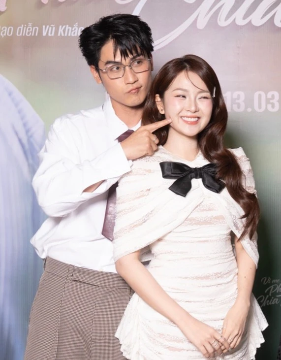 Showbiz Việt có thêm 1 cặp đôi phim giả tình thật visual chấn động? - Hình 4