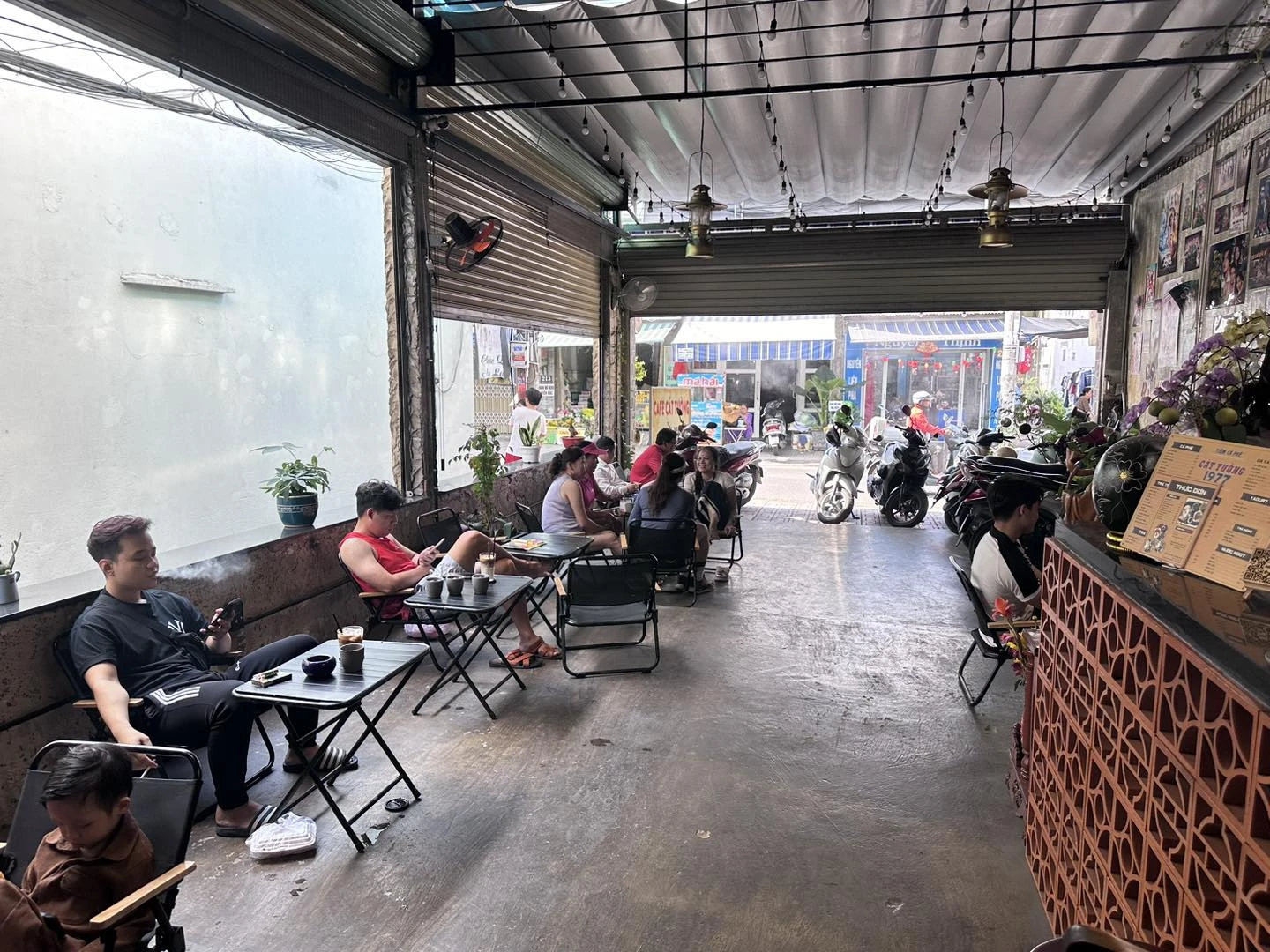 Nữ NSƯT nổi tiếng miền Nam phải đóng cửa quán cafe 25 nghìn/ly ở Gò Vấp sau 9 tháng - Hình 3