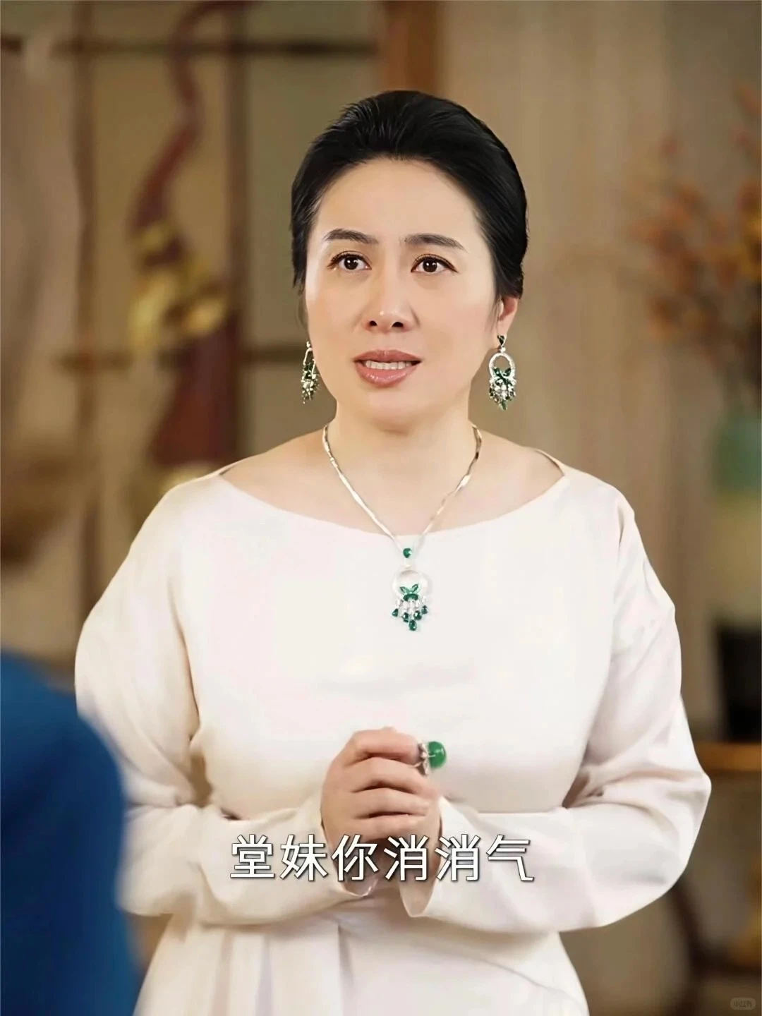 Phim ngắn Hoa ngữ giờ cuốn thế sao: Bóc giá set trang sức ngọc bích của Diệp Tuyền mới ngã ngửa vì sự thật này! - Hình 7