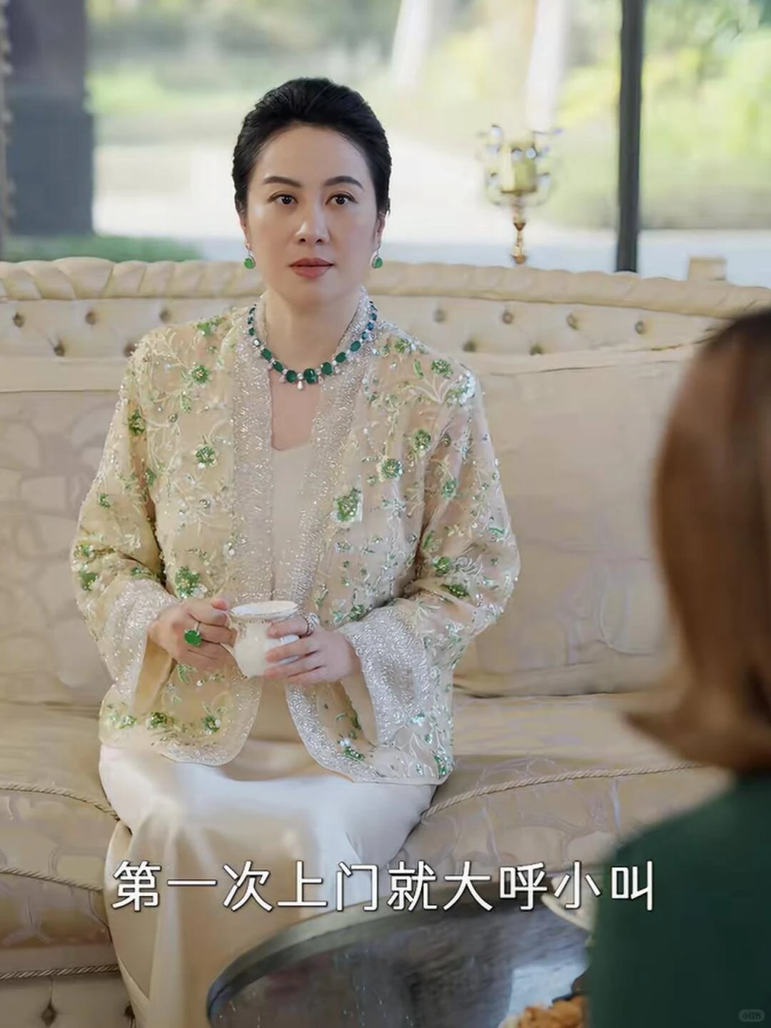 Phim ngắn Hoa ngữ giờ cuốn thế sao: Bóc giá set trang sức ngọc bích của Diệp Tuyền mới ngã ngửa vì sự thật này! - Hình 8