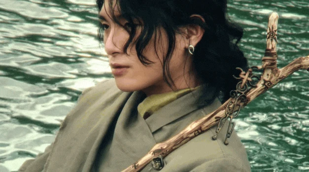 Dân tình mê mệt MV mới của hoàng tử Vbiz, thoát khỏi hầm công ty comeback chất cỡ này! - Hình 1