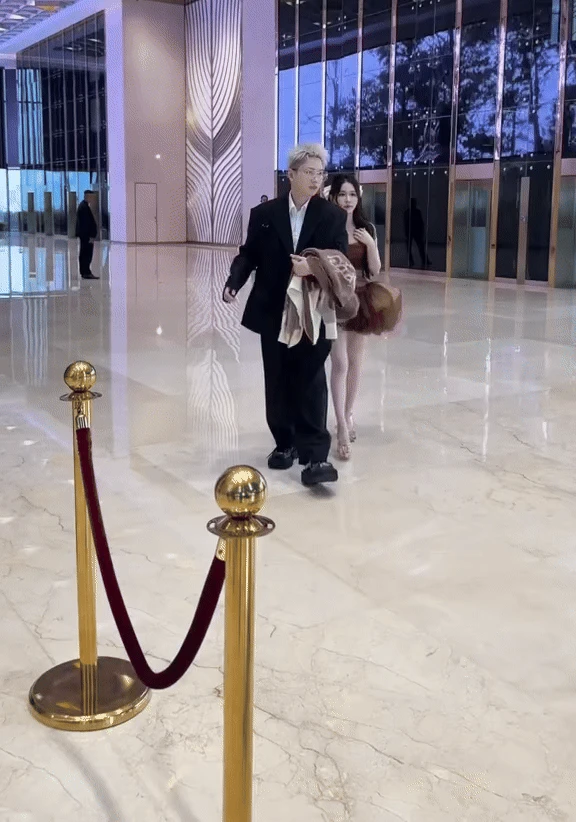 Chân dung hội nàng thơ thế hệ mới đang yêu các nam thần Vbiz: Không đòi danh phận nhưng sơ hở là lộ hint hẹn hò - Hình 16