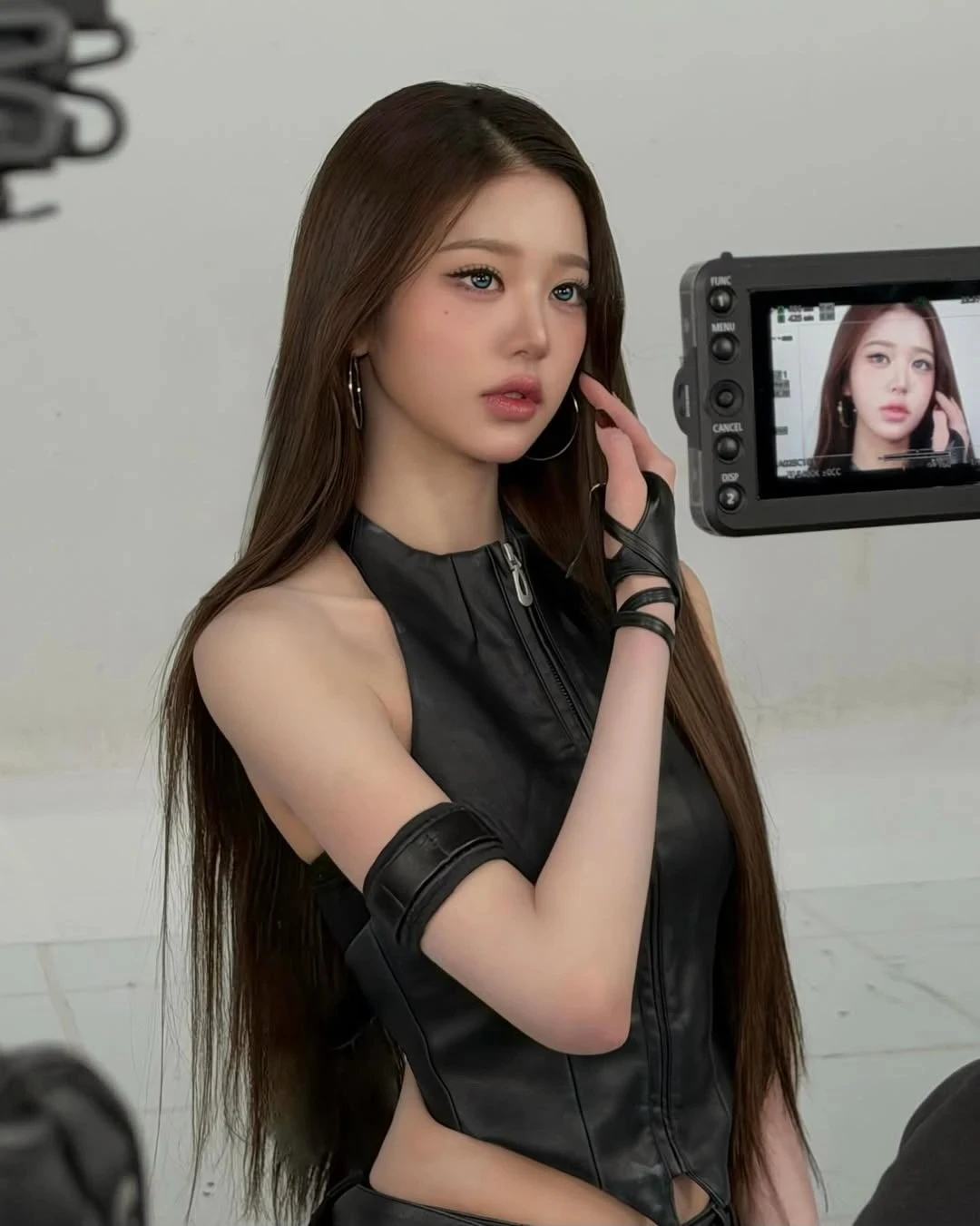 Chê cái nết Jang Won Young chứ không thể chê được điều này - Hình 9