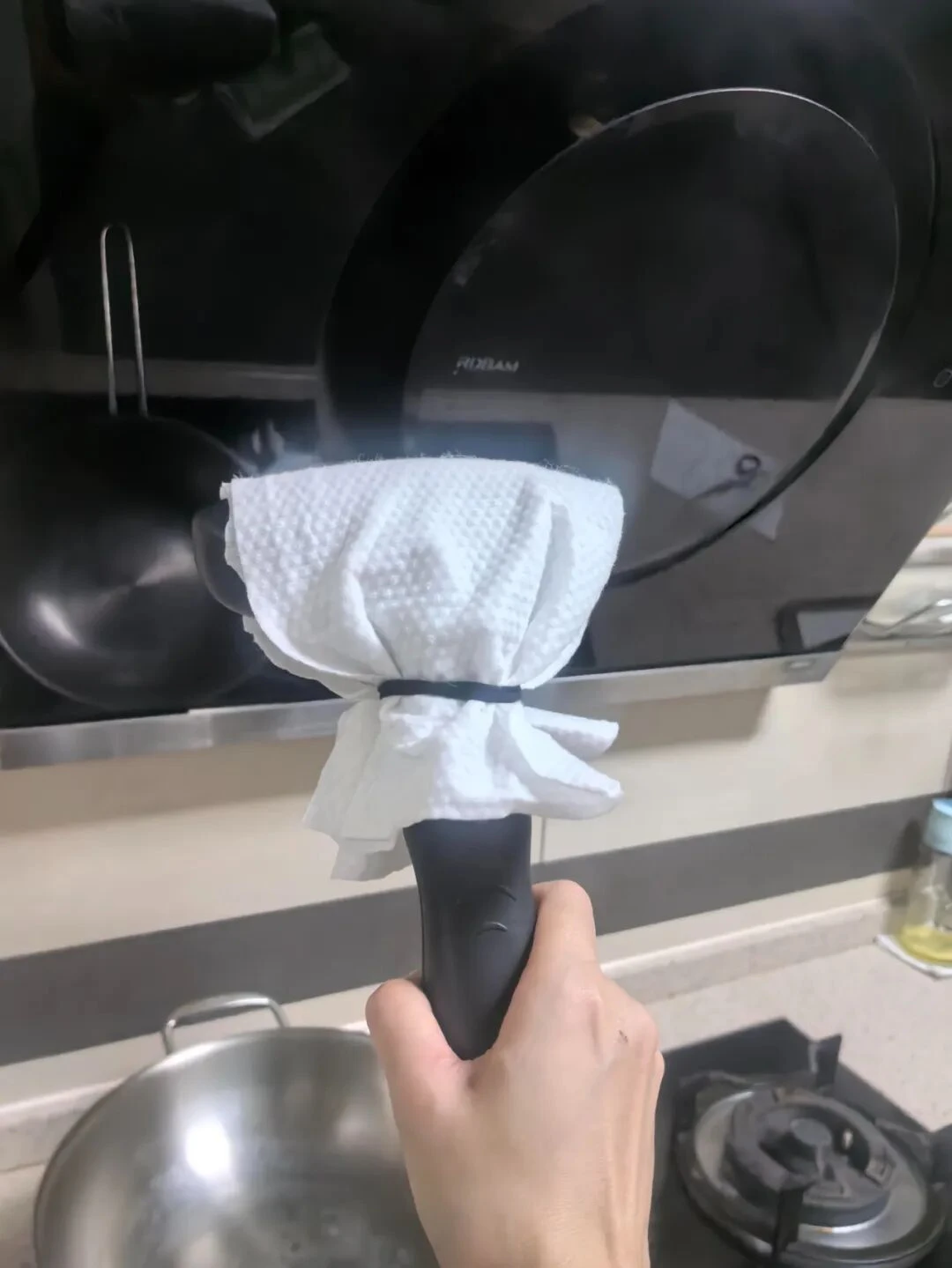 Tôi học được 8 mẹo bếp không tốn 1 đồng từ mẹ và nhận ra tiết kiệm đôi khi bắt đầu từ những điều rất nhỏ - Hình 2