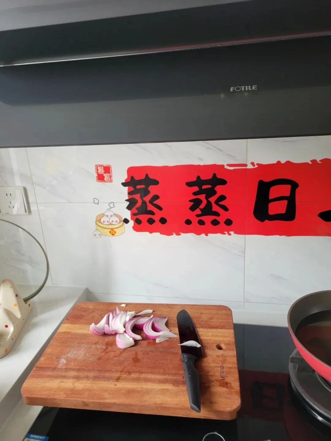 Tôi học được 8 mẹo bếp không tốn 1 đồng từ mẹ và nhận ra tiết kiệm đôi khi bắt đầu từ những điều rất nhỏ - Hình 9