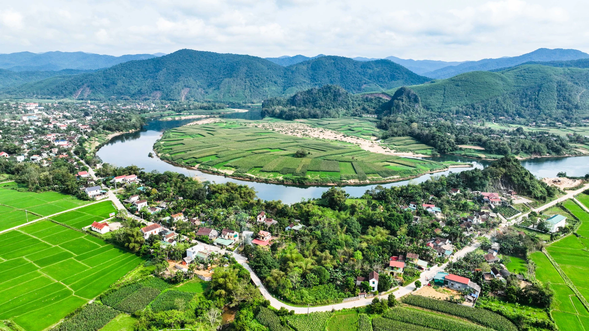 Quảng Trị muôn vẻ: Nước non Tuyên Phú - Hình 2
