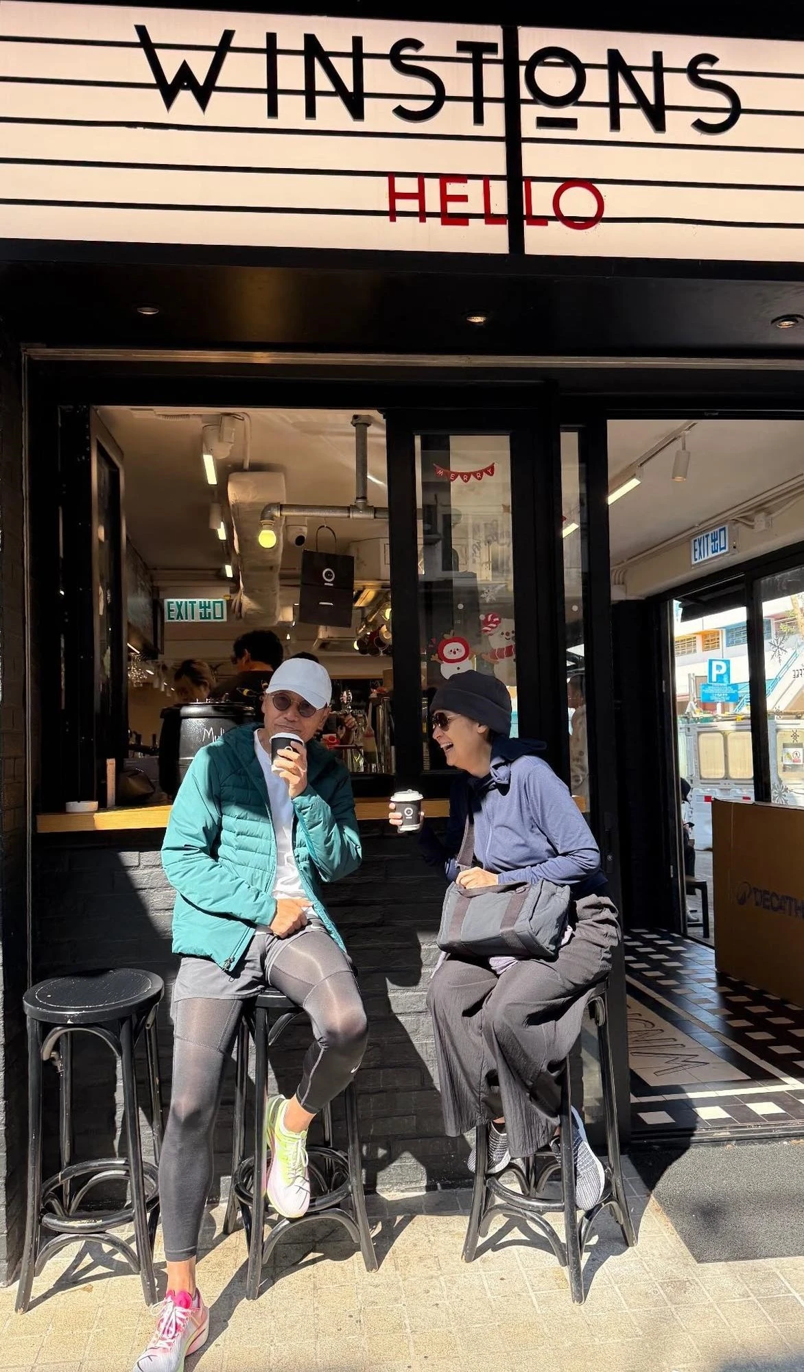 Hôn nhân bền chặt 36 năm của hổ tướng Miêu Kiều Vỹ và vợ minh tinh - Hình 3