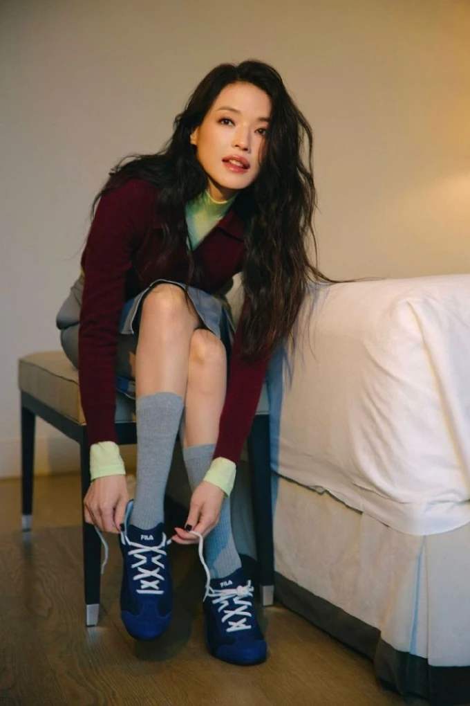 Thư Kỳ tuổi 50: Nhan sắc rực rỡ như bị thời gian bỏ quên - Hình 8