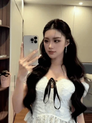 Hé lộ bên trong căn nhà Hoa hậu Phương Oanh - Hình 1