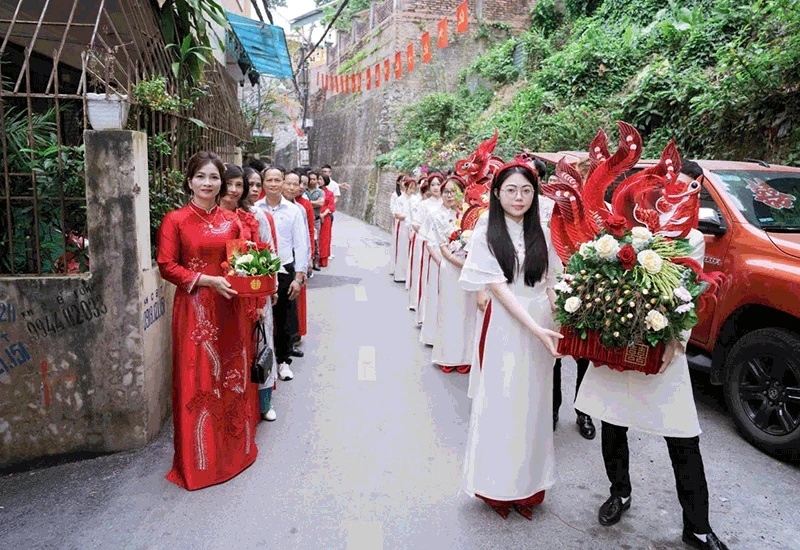 Đám cưới vắng cô dâu, chú rể ở Quảng Ninh, hai họ tự trao dâu, nhận rể - Hình 4
