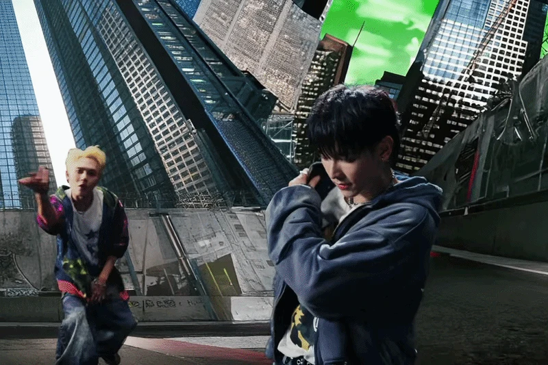 Vpop vừa xuất hiện một nhóm nhạc chiết cành: Xào nấu đủ MV Kpop, tội nhất là các thành viên - Hình 1