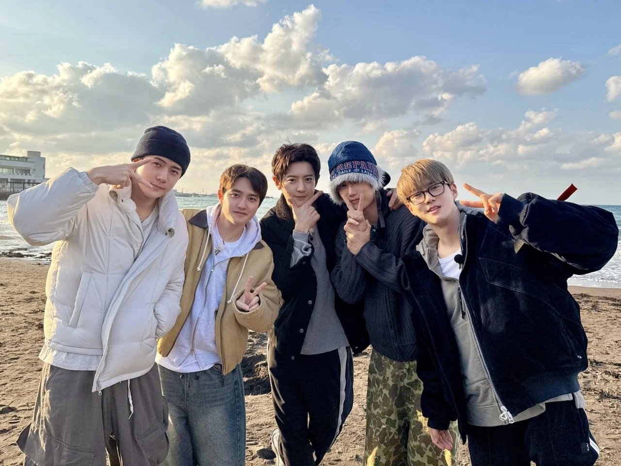 Cái kết ê chề cho đỉnh lưu hết thời: Lao đao vì kiện tụng, bị phong tỏa tài sản, công ty mới quỵt lương - Hình 4