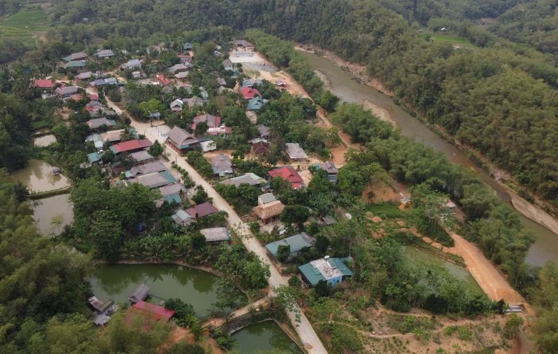 Lên bản Ngàm xem làm du lịch - Hình 1