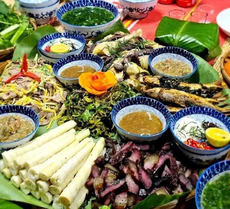 Lên bản Ngàm xem làm du lịch - Hình 8