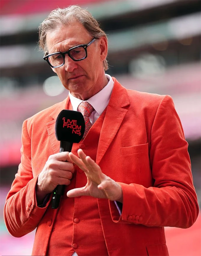 Huyền thoại Arsenal tự hào vì... không tè dầm! - Hình 6