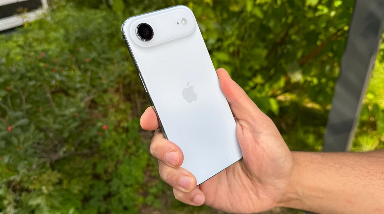 Đây là 5 mẫu iPhone đang được giảm giá nhiều nhất tháng 4 - Hình 3