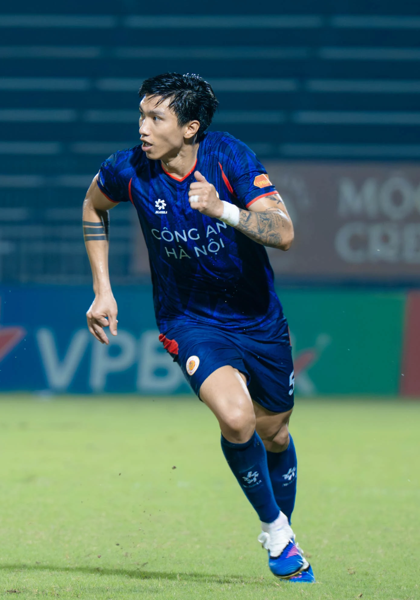 Đoàn Văn Hậu bị cấm thi đấu 1 trận - Hình 2