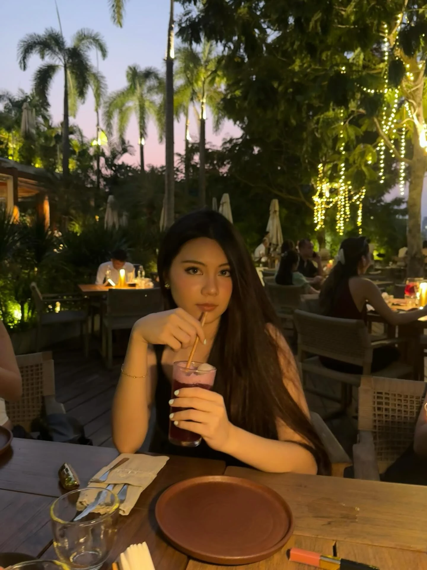 Hạt Dẻ so với Lọ Lem: Càng ngày càng khác biệt - Hình 2